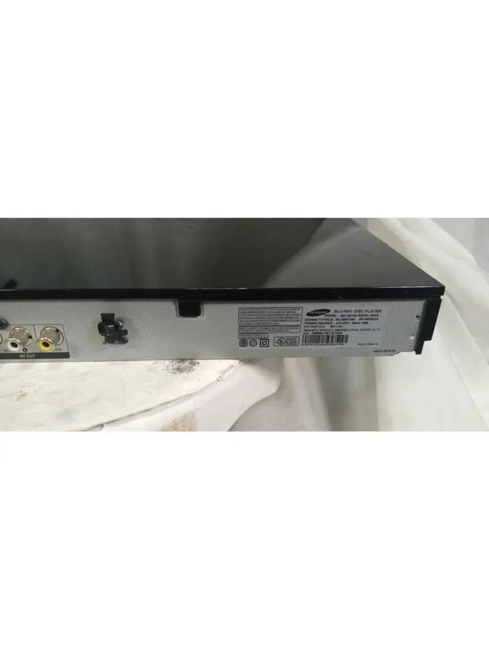 Samsung BD-D5700 Blu-Ray Disc DVD Player tested Smart WiFi HDMI Black